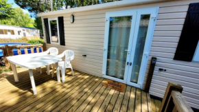 Bungalow de 2 chambres avec piscine partagee sauna et jardin amenage a Saint Jean de Monts a 3 km de la plage C